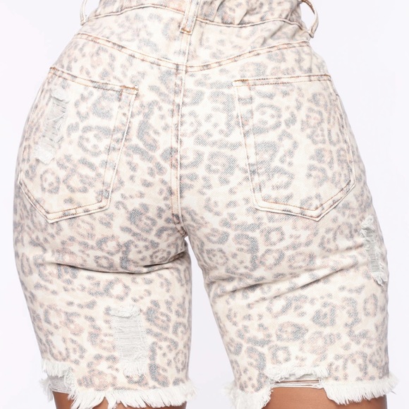 FASHION NOVA bermuda cheetah jean shorts - Picture 8 of 11